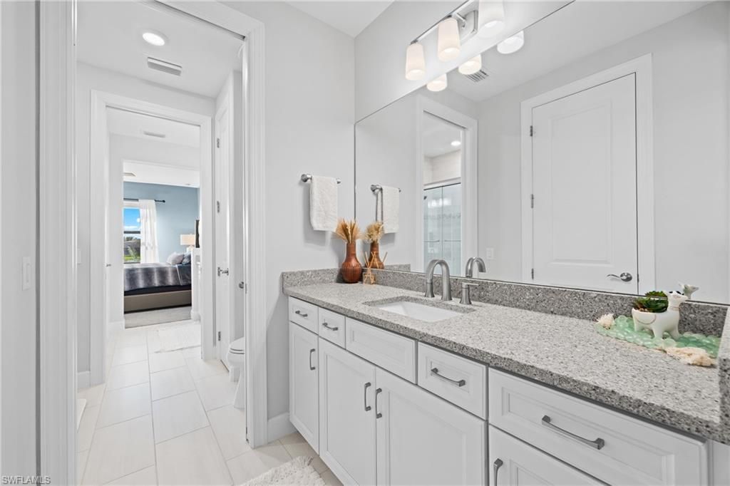 19390 The Place Blvd , Estero, FL 33928 Photo