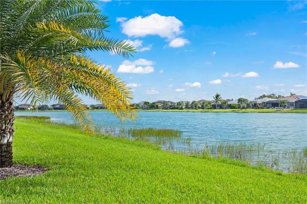 19390 The Place Blvd , Estero, FL 33928 Photo