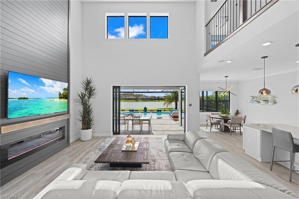 19390 The Place Blvd , Estero, FL 33928 Photo