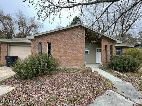 712 Maxine Drive, Long Beach, MS 39560