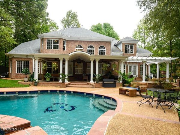 6175 Autumn Oaks Drive, Olive Branch, MS 38654