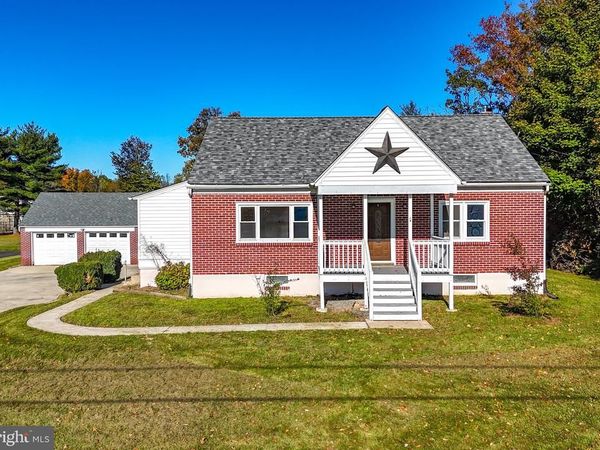 2951 N CHARLOTTE STREET, GILBERTSVILLE, PA 19525