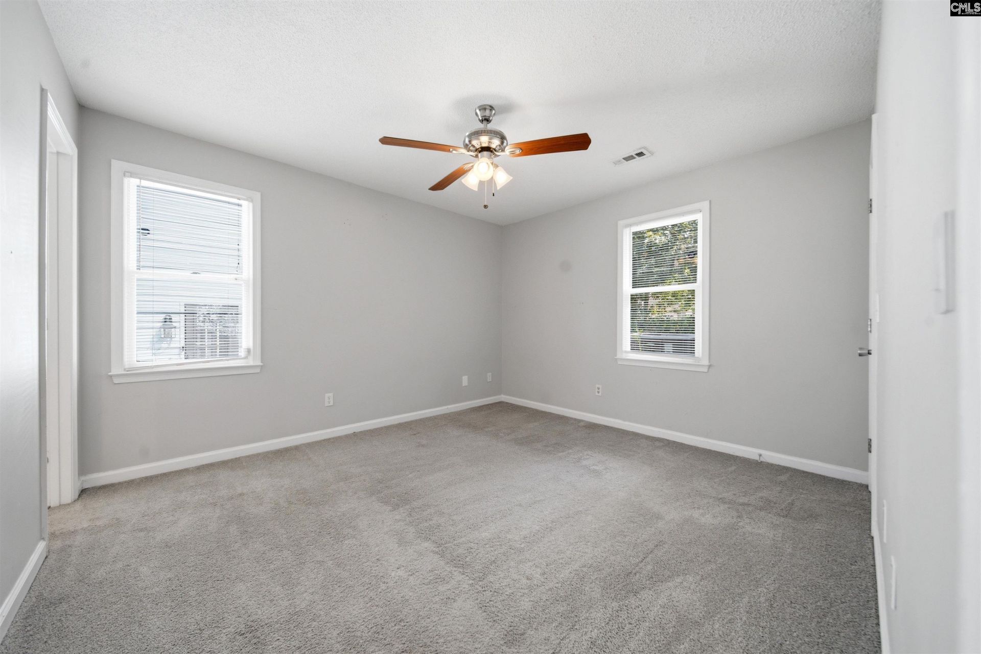 125 Auburnleaf Drive  Photo 10