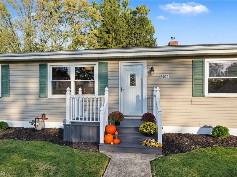 3904 Mctaggart Boulevard, Kent, OH 44240 Photo 2