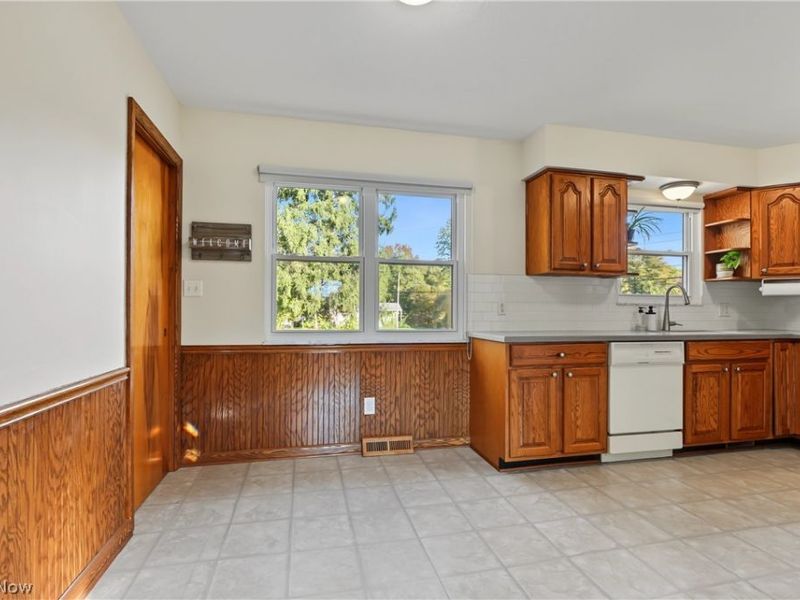 3904 Mctaggart Boulevard, Kent, OH 44240 Photo 5