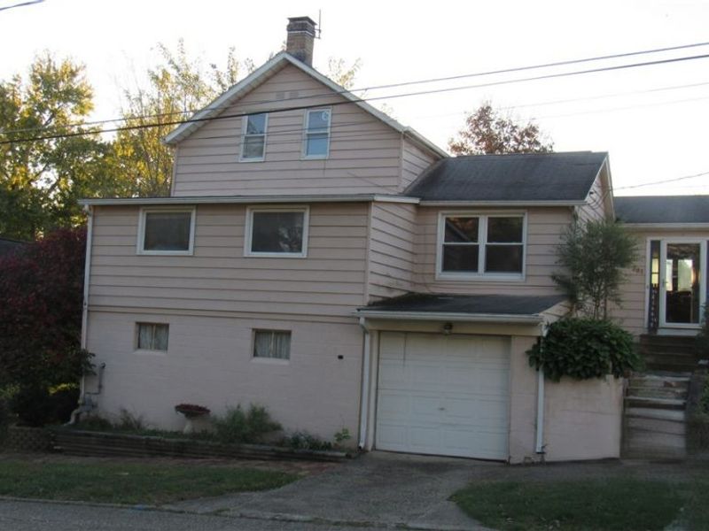 281 Brady Street, Magnolia, OH 44643 Photo 3