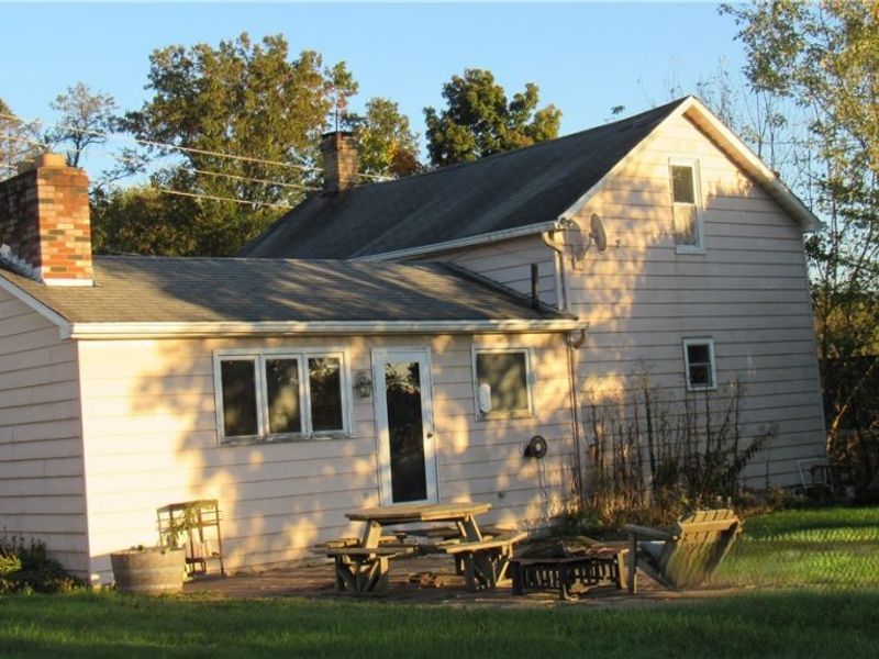 281 Brady Street, Magnolia, OH 44643 Photo 8