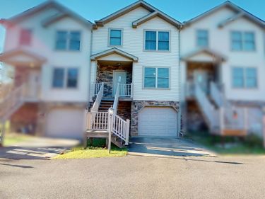 402 Olympic Lane, Fairmont, WV 26554