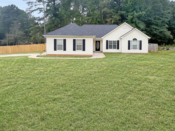 90 riverside Drive, Sharpsburg, GA 30277
