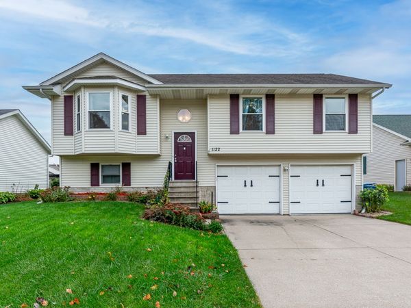 1122 17TH Avenue , Silvis, IL 61282