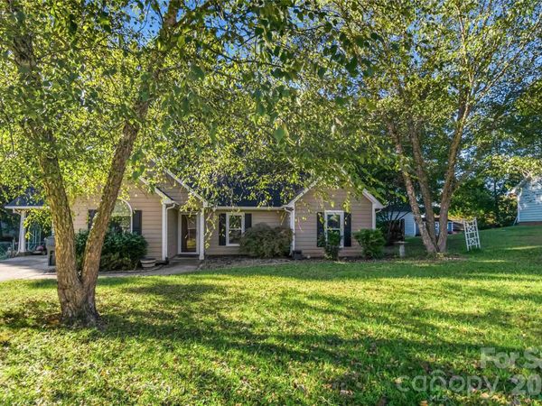 128 Weeping Willow Way, Gastonia, NC 28052