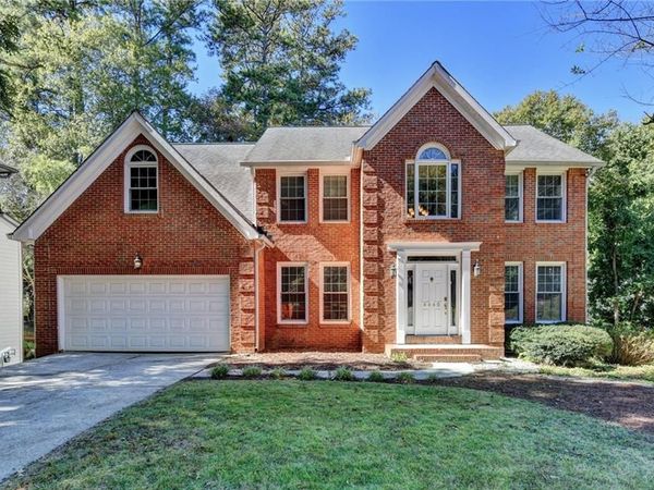 4440 Pinehollow Court , Johns Creek, GA 30022
