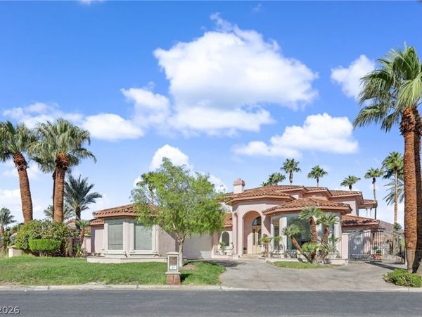 27 Grand Miramar Drive , Henderson, NV 89011