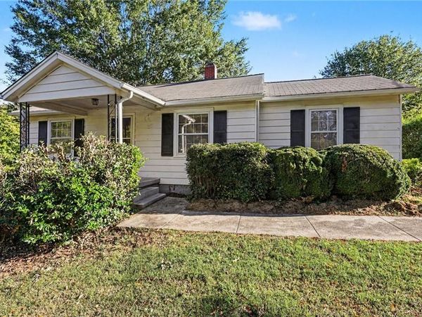 4929 Russwood Road , Browns Summit, NC 27214