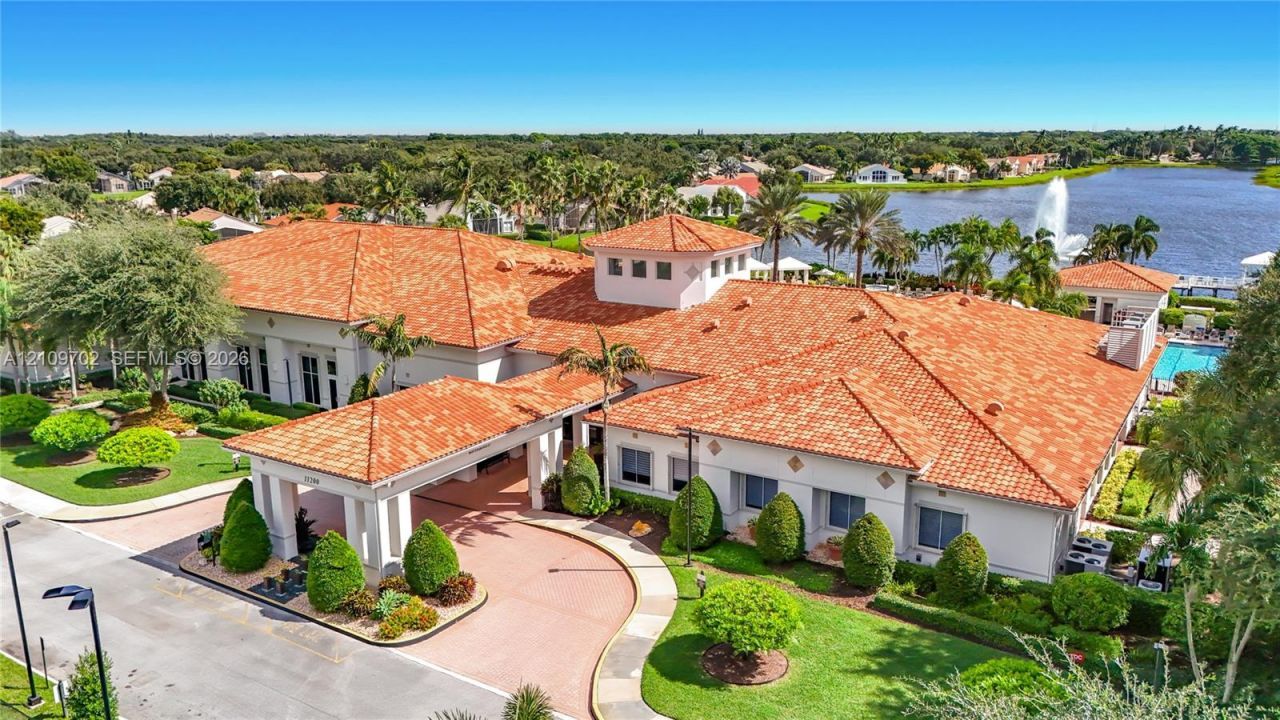 11195 Mandalay Way , Boynton Beach, FL 33437 Photo