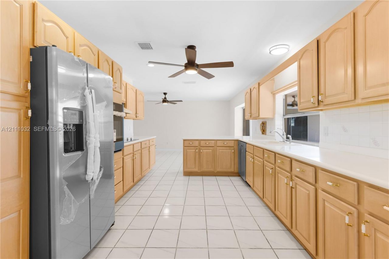 8010 SW 139th Ter, Palmetto Bay, FL 33158 Photo