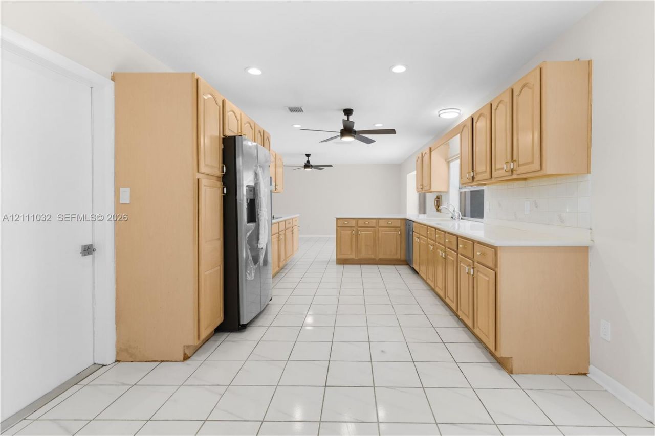 8010 SW 139th Ter, Palmetto Bay, FL 33158 Photo