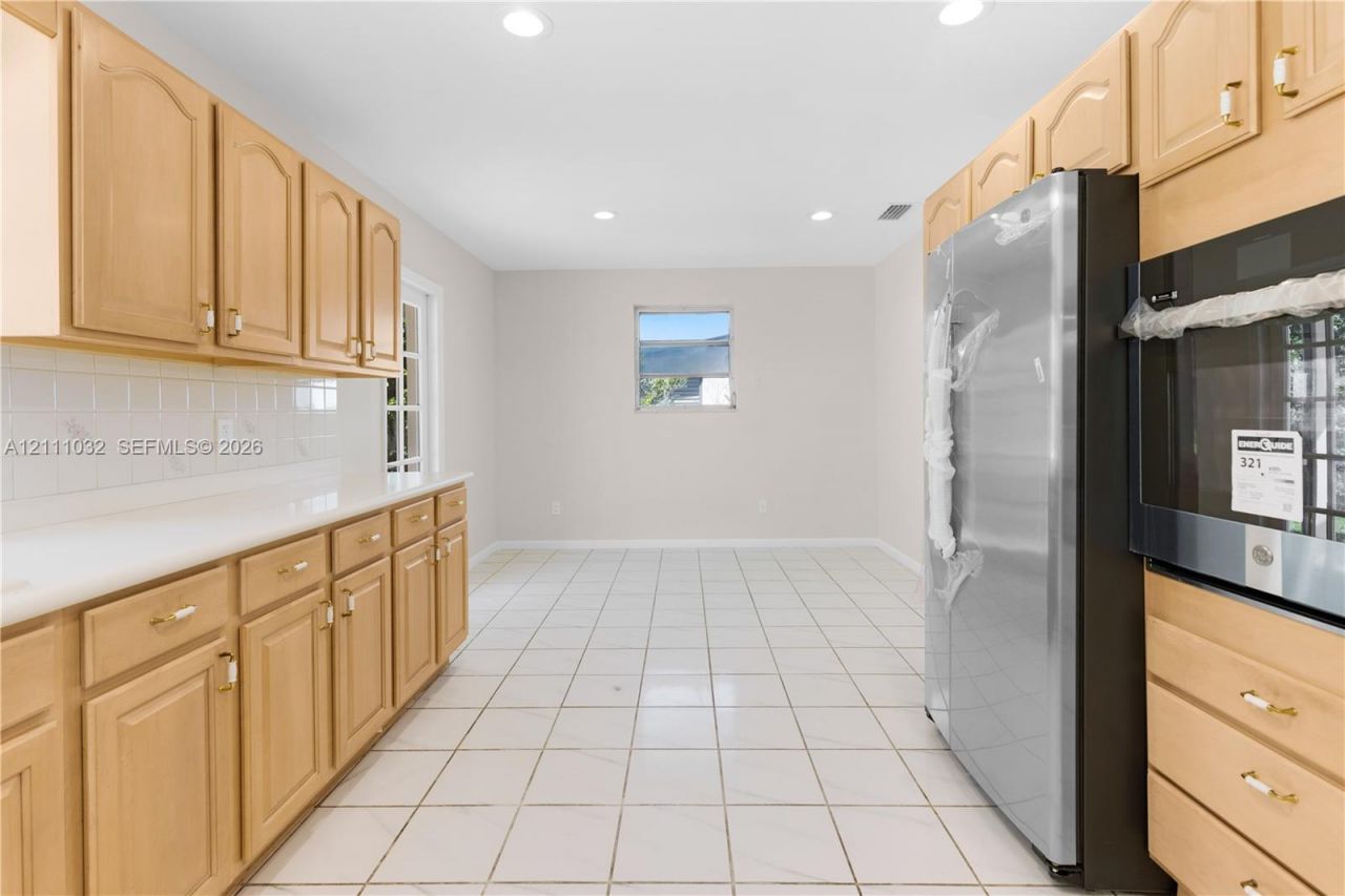 8010 SW 139th Ter, Palmetto Bay, FL 33158 Photo