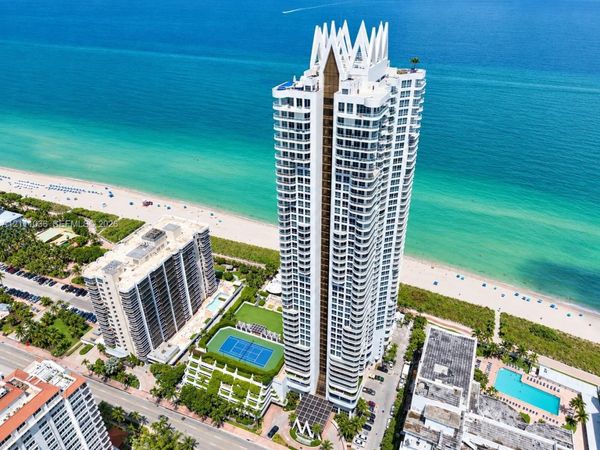 6365 Collins Ave , Unit 3811, Miami Beach, FL 33141