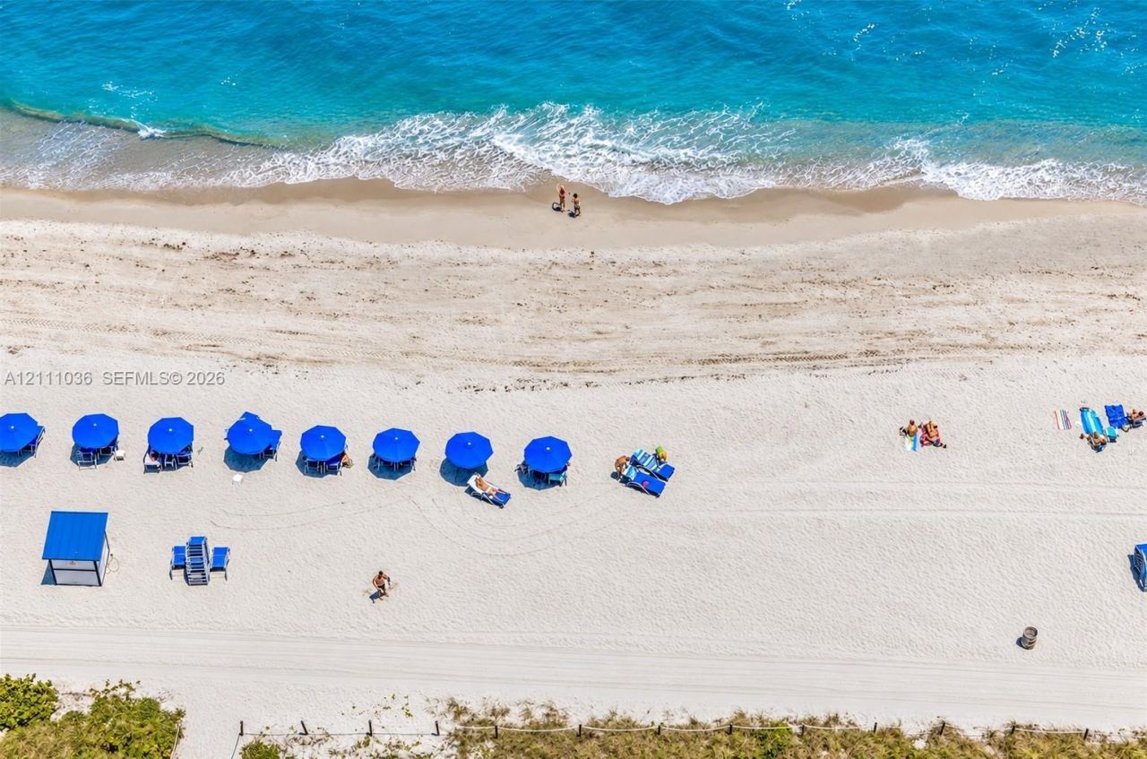 6365 Collins Ave, Unit 3811, Miami Beach, FL 33141 Photo
