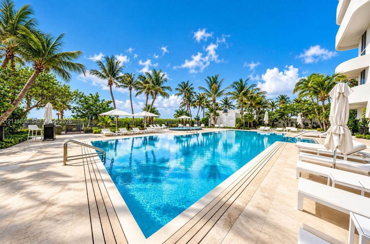 6365 Collins Ave, Unit 3811, Miami Beach, FL 33141 Photo