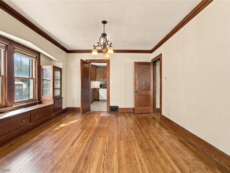 2417 Tampa Avenue, Cleveland, OH 44109 Photo 10