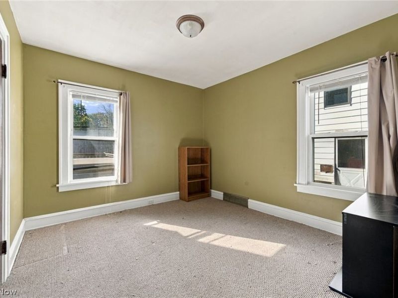 2417 Tampa Avenue, Cleveland, OH 44109 Photo 15