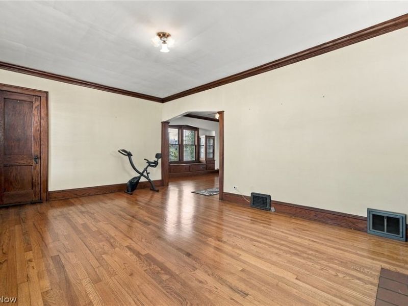 2417 Tampa Avenue, Cleveland, OH 44109 Photo 26