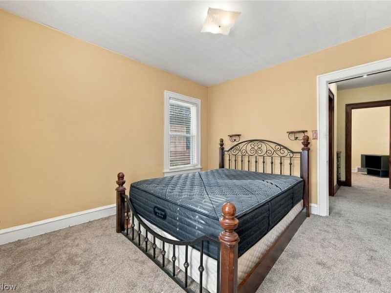2417 Tampa Avenue, Cleveland, OH 44109 Photo 31