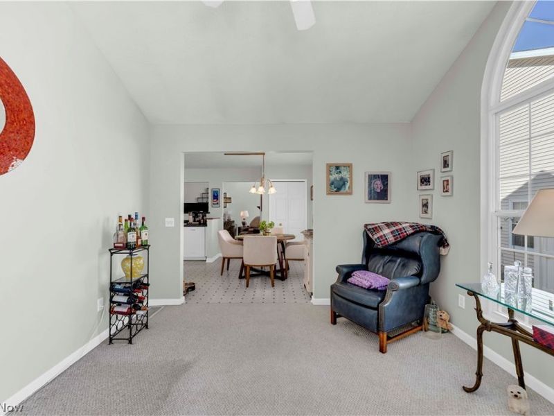 7583 Willow Woods Drive, North Olmsted, OH 44070 Photo 12