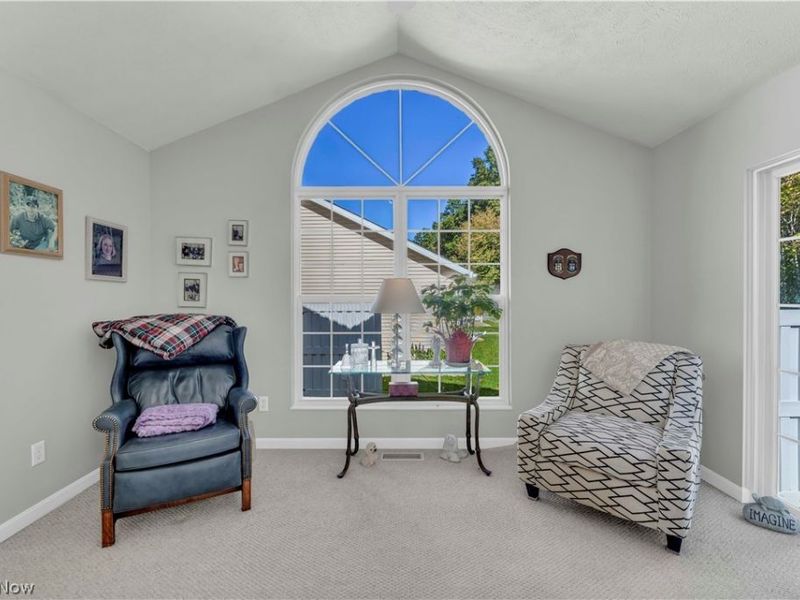 7583 Willow Woods Drive, North Olmsted, OH 44070 Photo 13