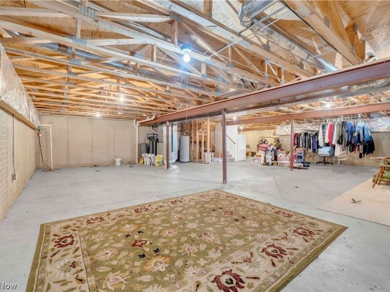 7583 Willow Woods Drive, North Olmsted, OH 44070 Photo 31