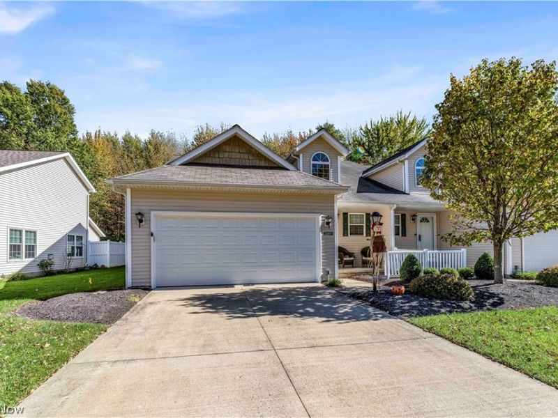 7583 Willow Woods Drive, North Olmsted, OH 44070 Photo 32
