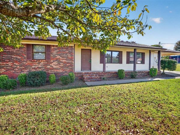 107 Circle Drive , Russellville, KY 42276