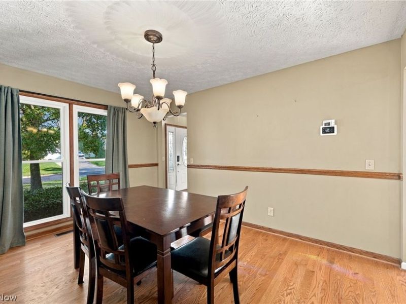 665 Oakcrest Drive , Wadsworth, OH 44281 Photo 11