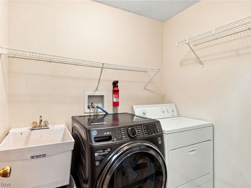 665 Oakcrest Drive , Wadsworth, OH 44281 Photo 17