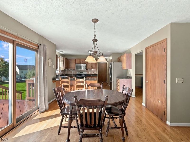665 Oakcrest Drive , Wadsworth, OH 44281 Photo 24