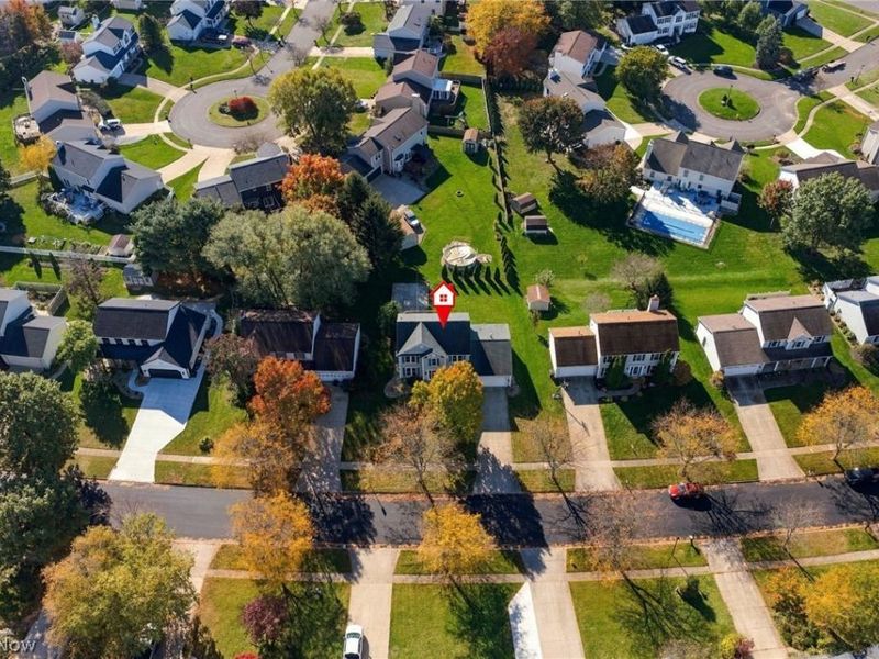 665 Oakcrest Drive , Wadsworth, OH 44281 Photo 5