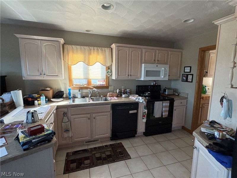 3900 Mercedes Place , Unit 21, Canfield, OH 44406 Photo 10