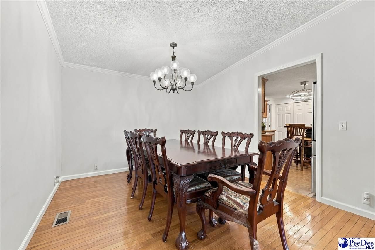 117 Clifton Rd Photo 10