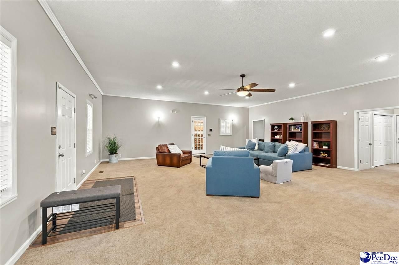 117 Clifton Rd Photo 17