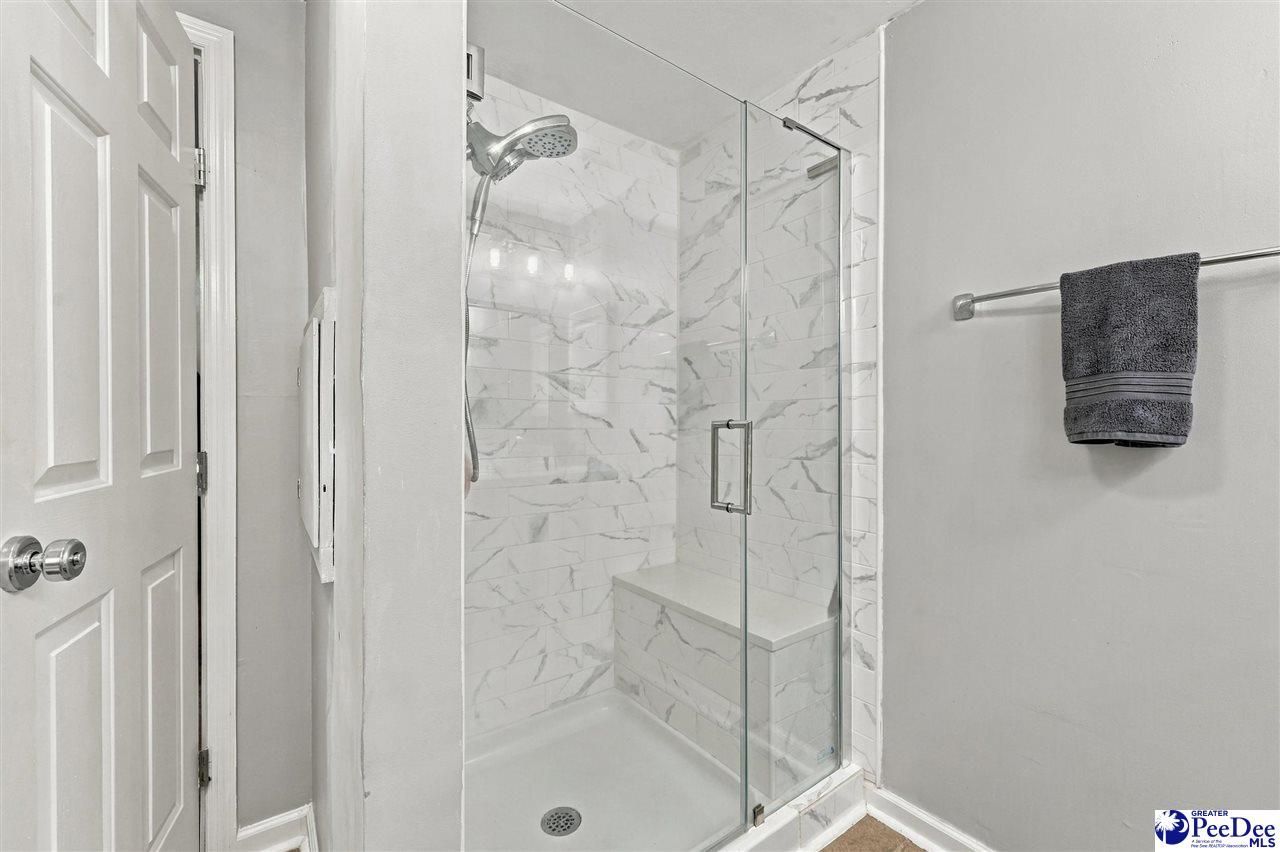 117 Clifton Rd Photo 27