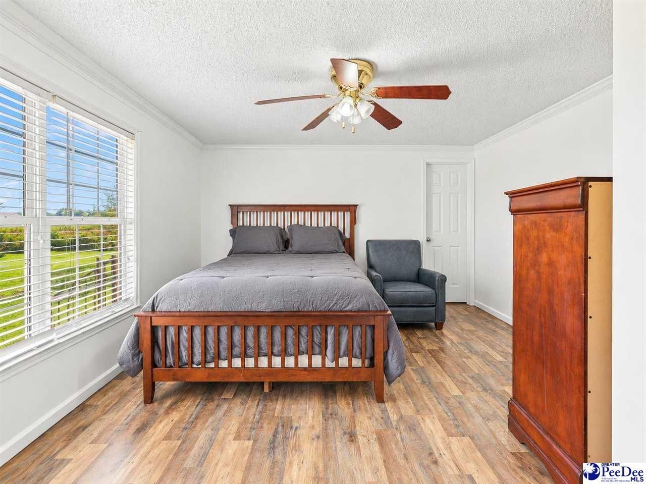 117 Clifton Rd Photo 35