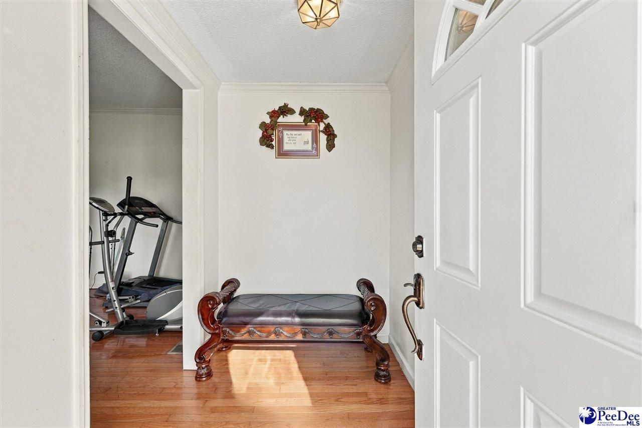 117 Clifton Rd Photo 6