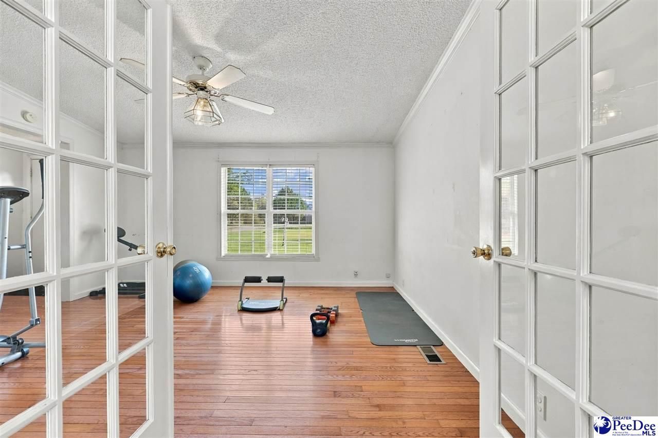 117 Clifton Rd Photo 8