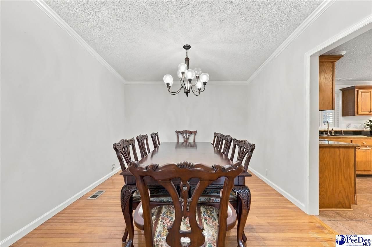 117 Clifton Rd Photo 9