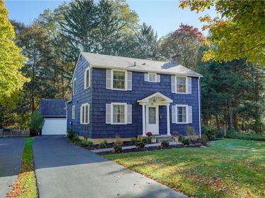 27 Lafayette Parkway , Rochester, NY 14625
