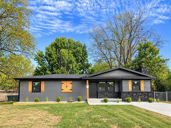 601 Zachary Street , Springdale, AR 72762