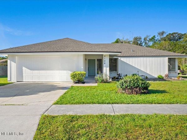 2108 DEER RUN Trail, Jacksonville, FL 32246