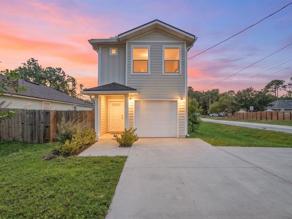 996 N Saint Johns St, St Augustine, FL 32084